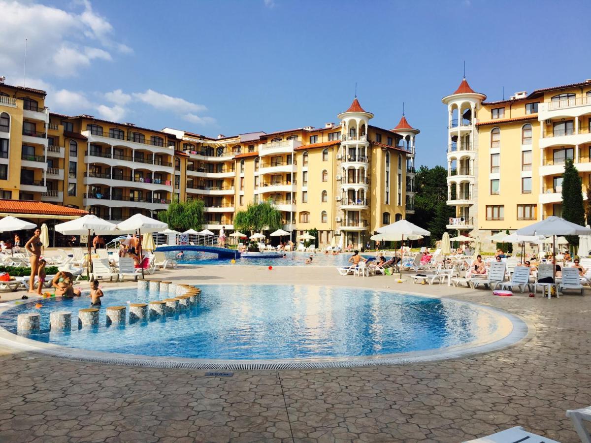Royal Sun Aparthotel Slântsjev Brjag Eksteriør bilde