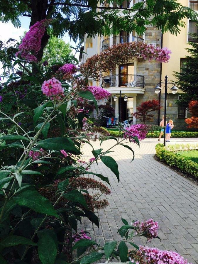 Royal Sun Aparthotel Slântsjev Brjag Eksteriør bilde